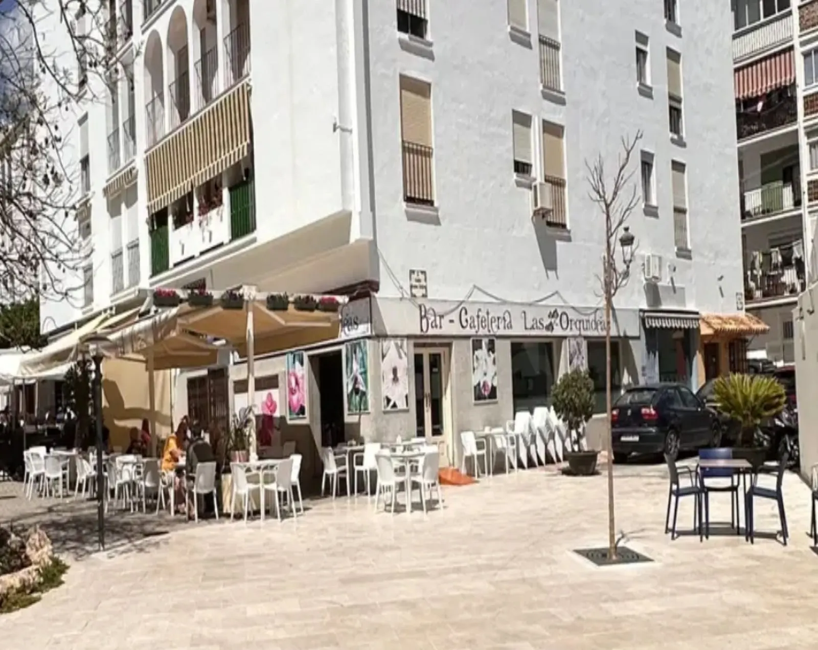 Exteriores de la cafetería